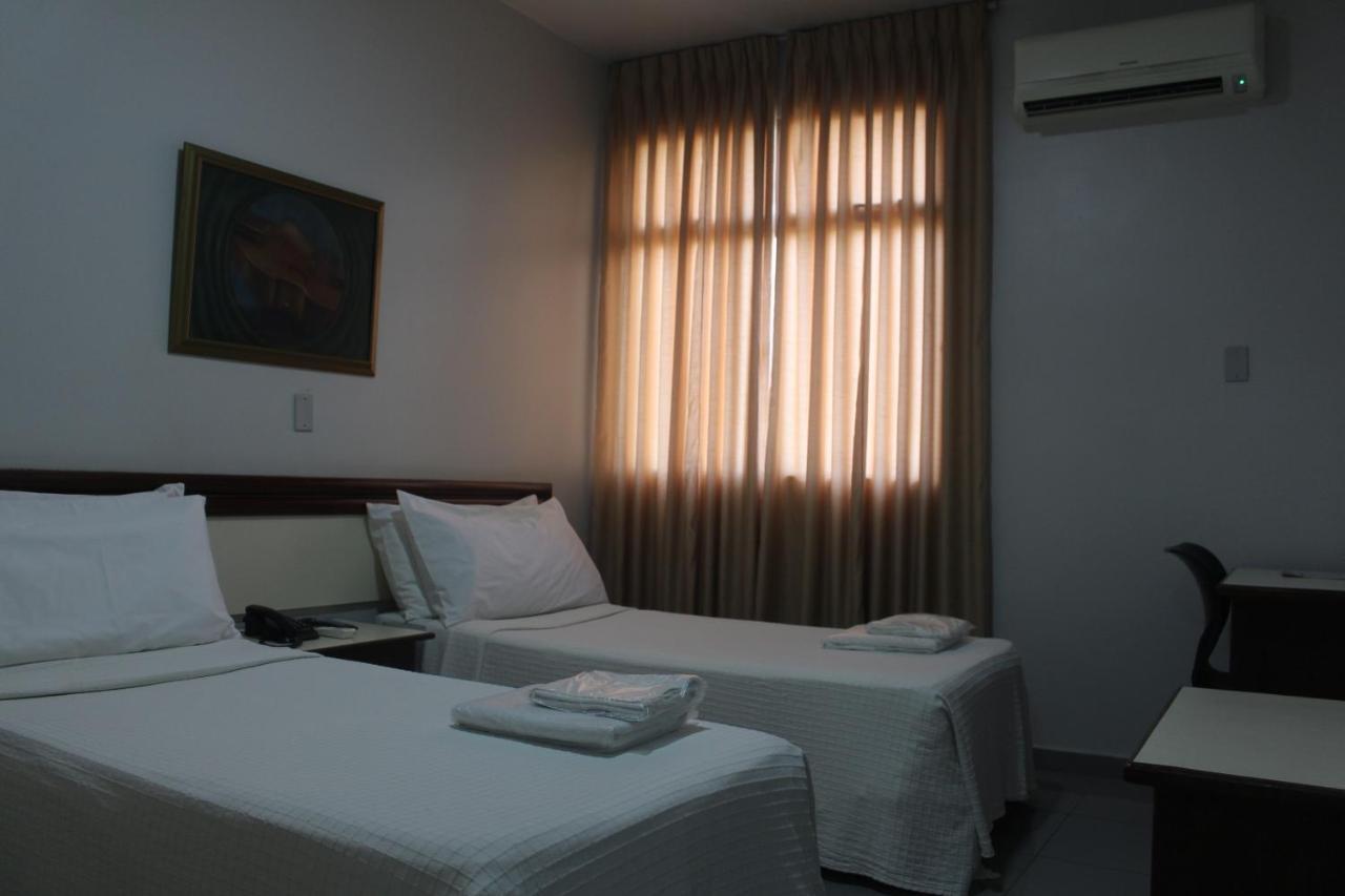 Oscar Econômico Hotel